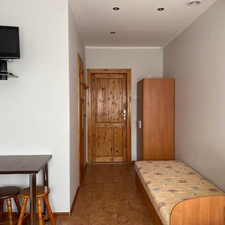 Pokoje Goscinne R10 Rewa Exterior foto